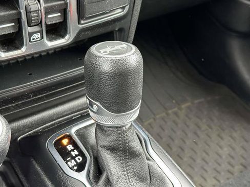 Used 2020 Jeep Wrangler Unlimited Sport S AWD/4WD image 40