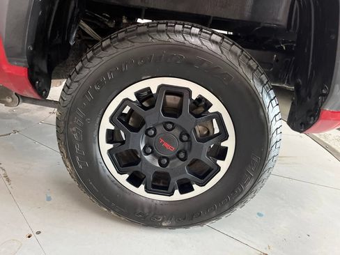 Used 2024 Toyota Tacoma TRD Off-Road AWD/4WD image 14