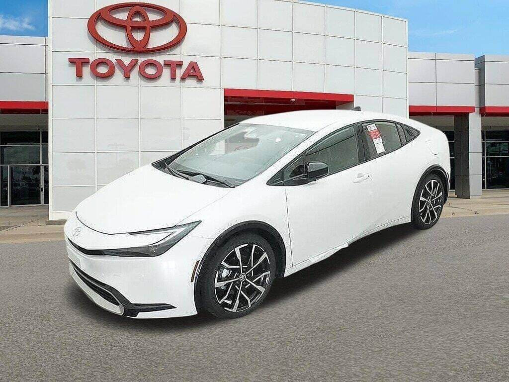 New 2026 Toyota Prius Plug-In Hybrid FWD image 33