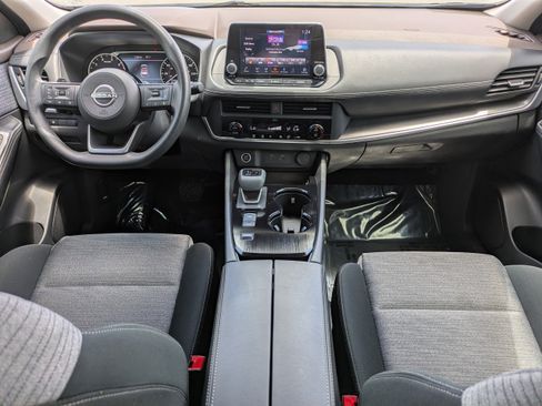 Certified 2023 Nissan Rogue SV FWD image 16