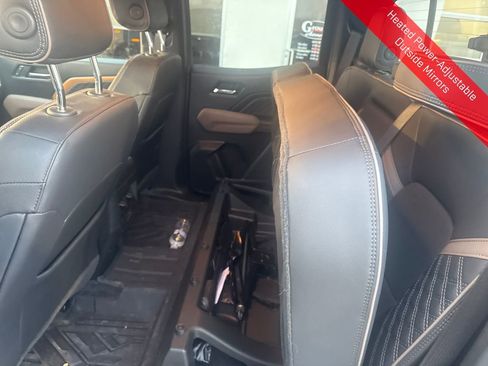 Used 2024 GMC Canyon Denali image 26