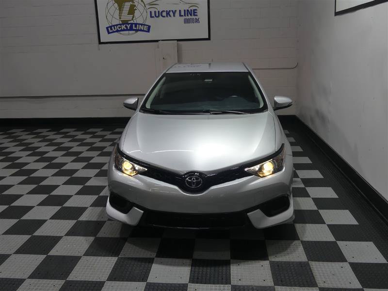 Used 2018 Toyota Corolla iM w/ All-Weather Mat Package FWD image 3