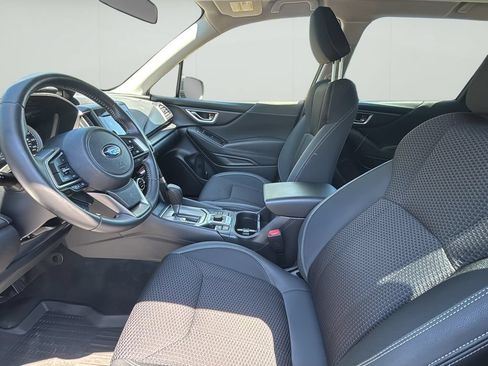 Used 2023 Subaru Forester Premium AWD/4WD image 14