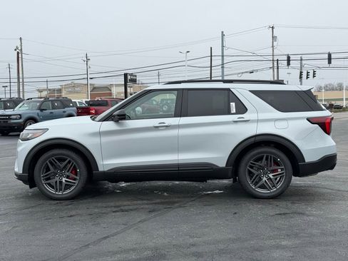 New 2026 Ford Explorer ST AWD/4WD image 2