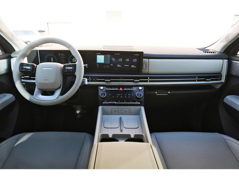 Certified 2026 Hyundai Santa Fe SEL FWD image 11