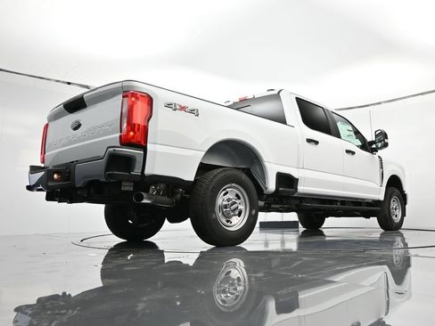 New 2026 Ford F250 XL w/ XL Chrome Package AWD/4WD image 43