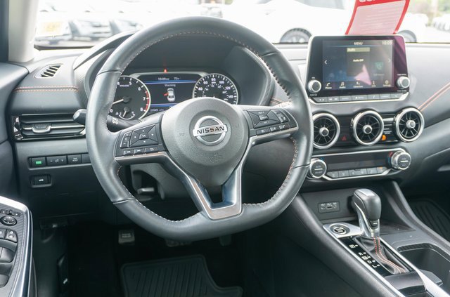 Certified 2023 Nissan Sentra SR FWD image 15
