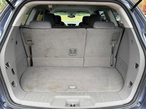 Used 2014 Chevrolet Traverse LS image 18