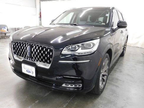 Used 2023 Lincoln Aviator Grand Touring w/ Equipment Group 301A image 7