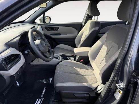 Used 2025 Subaru Forester image 10