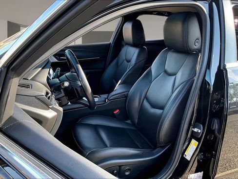Used 2023 Cadillac CT4 Luxury w/ Sun And Sound Package RWD image 26