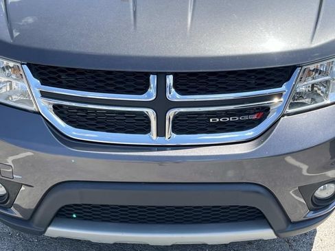 Used 2018 Dodge Journey SXT w/ Connectivity Group FWD image 7