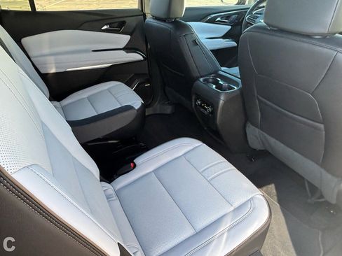 Certified 2026 Chevrolet Traverse High Country image 29