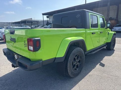 Used 2021 Jeep Gladiator Sport AWD/4WD image 5