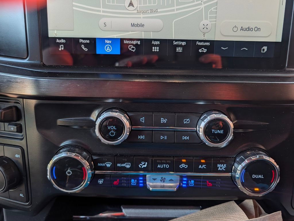 Certified 2024 Ford F350 Lariat AWD/4WD image 17
