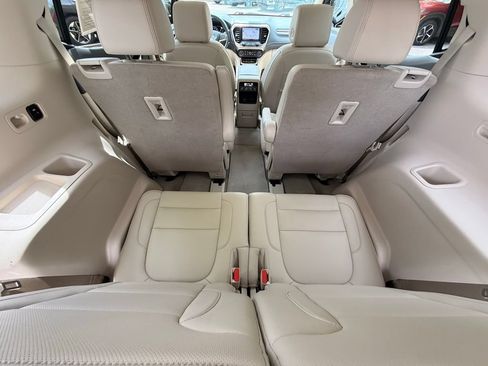 Used 2023 GMC Acadia Denali w/ Trailering Package FWD image 37