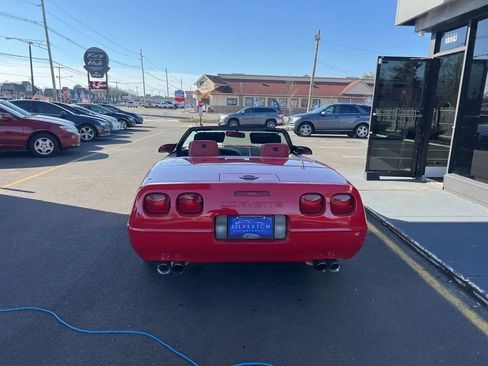 Used 1991 Chevrolet Corvette Convertible image 5