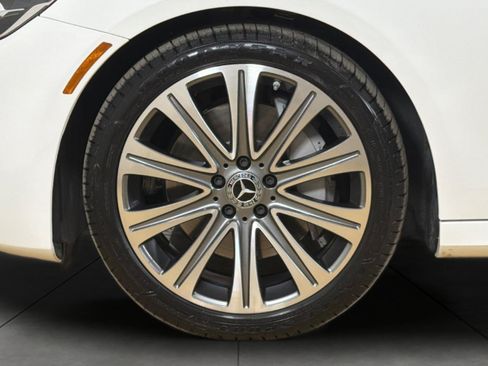 Used 2023 Mercedes-Benz E 350 Sedan image 25