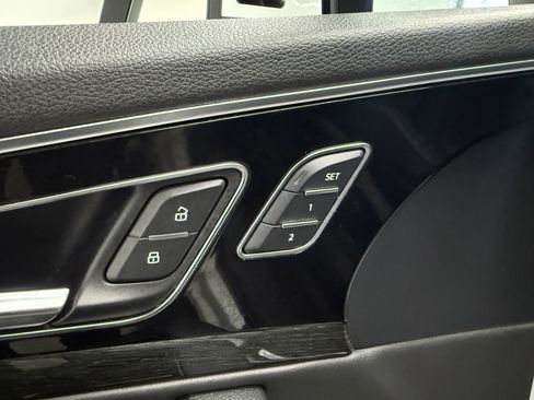 Used 2017 Audi Q7 3.0T Premium Plus w/ Premium Plus Package image 12