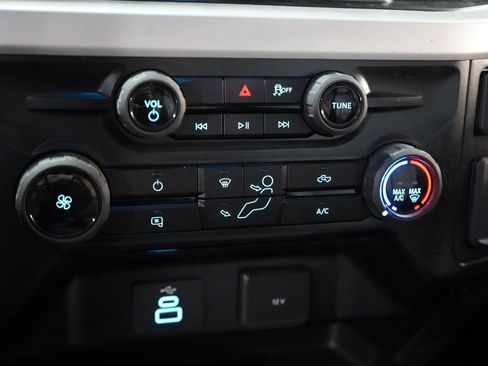 Used 2025 Ford F250 XL w/ FX4 Off-Road Package AWD/4WD image 22