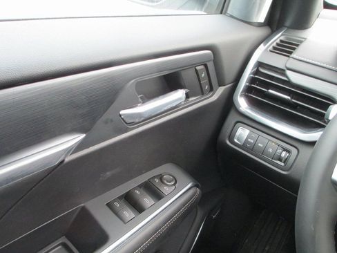 New 2026 GMC Acadia Elevation w/ Super Cruise Package image 16