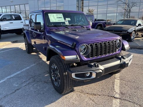 New 2026 Jeep Gladiator Sport image 7