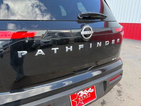 Used 2022 Nissan Pathfinder S AWD/4WD image 20