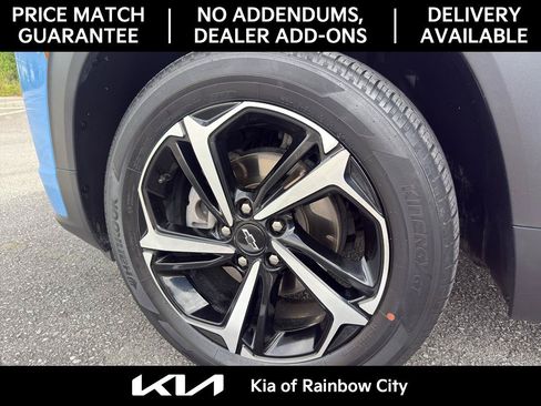 Used 2023 Chevrolet TrailBlazer RS FWD image 14
