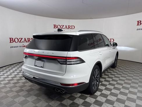 New 2025 Lincoln Aviator Premiere image 7