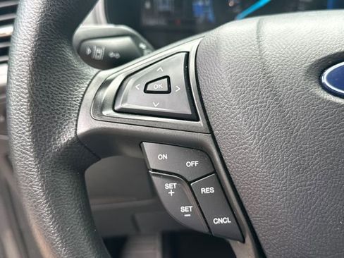 Used 2024 Ford Edge SE w/ Black Appearance Package AWD/4WD image 25