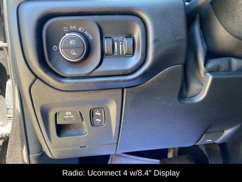 Used 2019 RAM 1500 Big Horn RWD image 9