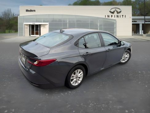 Used 2026 Toyota Camry LE FWD image 4