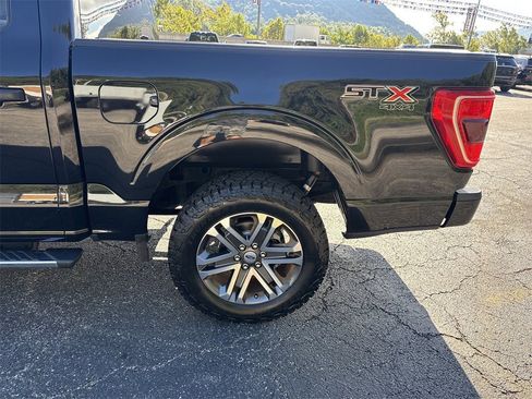 Used 2021 Ford F150 XL w/ STX Appearance Package image 7