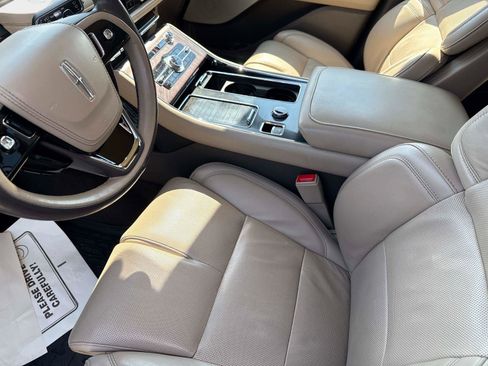 Used 2022 Lincoln Aviator Reserve w/ Equipment Group 201A image 22