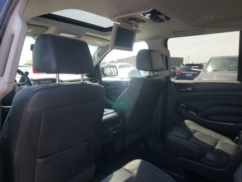 Used 2016 Chevrolet Suburban LT AWD/4WD image 8