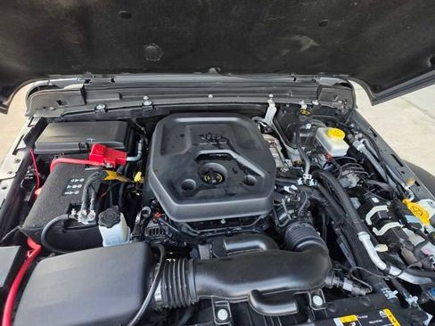 Used 2023 Jeep Wrangler Sport S image 22