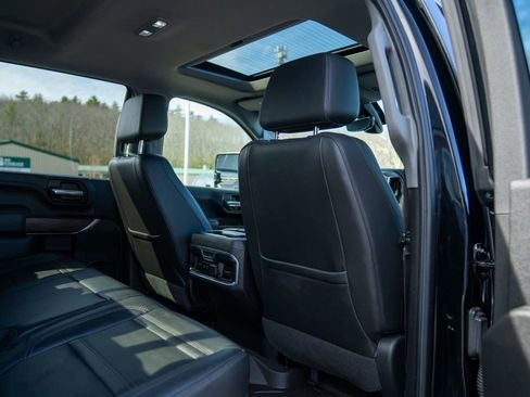 Used 2020 GMC Sierra 2500 Denali w/ Denali Ultimate Package image 17