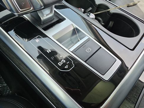 Used 2021 Audi Q7 3.0T Premium Plus AWD/4WD image 20