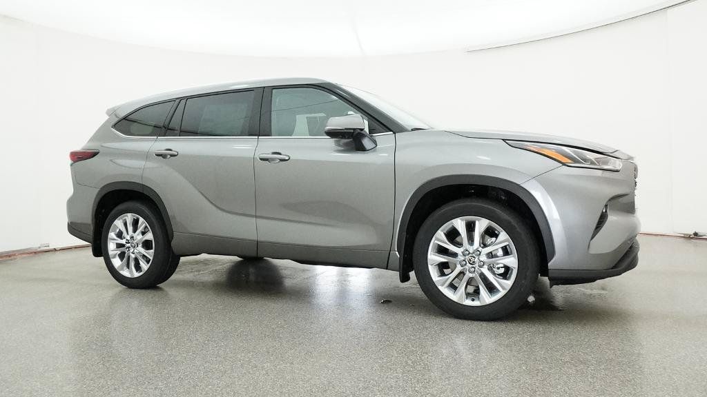 New 2026 Toyota Highlander Limited AWD/4WD image 31