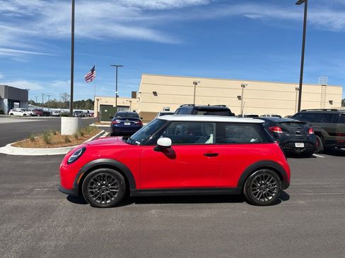 Used 2025 MINI Cooper S image 9