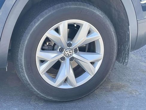 Used 2019 Volkswagen Atlas SE FWD image 23