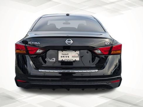 Used 2021 Nissan Altima 2.5 SV image 4