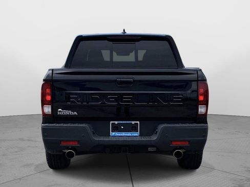 Certified 2024 Honda Ridgeline Black Edition image 4