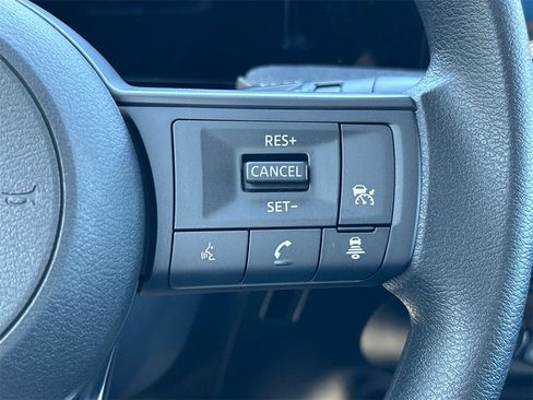 Used 2026 Nissan Kicks SV w/ Charging Package image 20