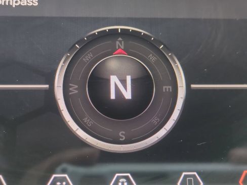 Used 2019 Jeep Grand Cherokee Laredo RWD image 23