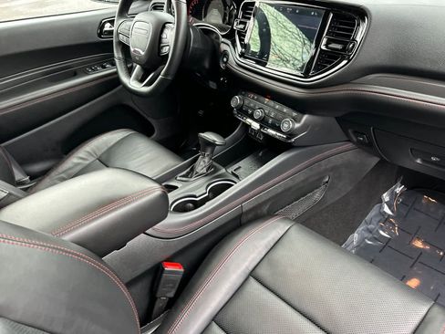 Used 2025 Dodge Durango GT image 17