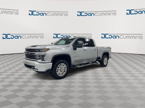 Used 2023 Chevrolet Silverado 2500 High Country image 4