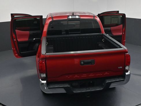 Used 2019 Toyota Tacoma SR5 RWD image 20