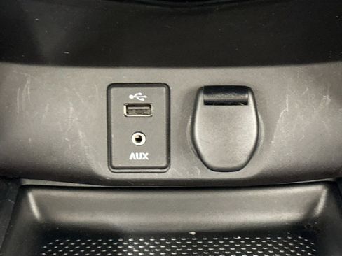 Used 2016 Nissan Rogue S w/ S Family Package AWD/4WD image 17