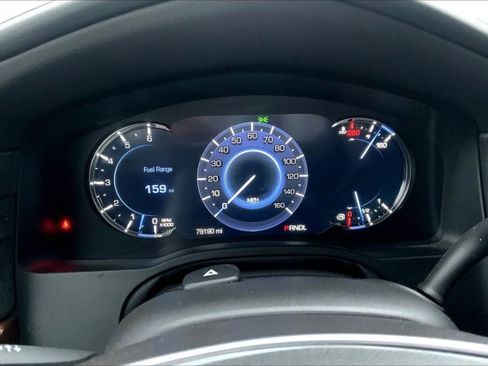 Used 2020 Cadillac Escalade Luxury image 19